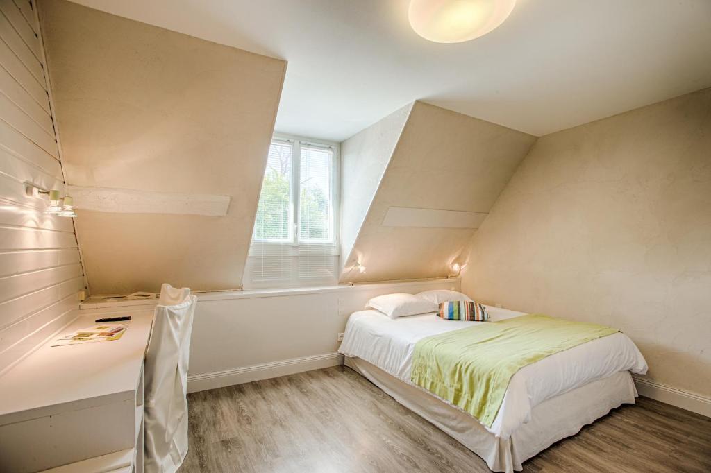 L'Ile De Sees Macé Room photo